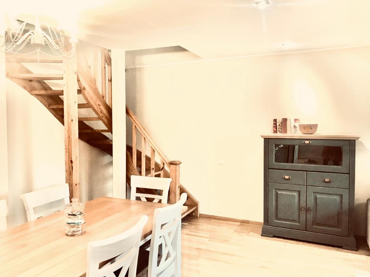 Cozy City Penthouse Apartment, Free Parking Tallinn Exterior photo